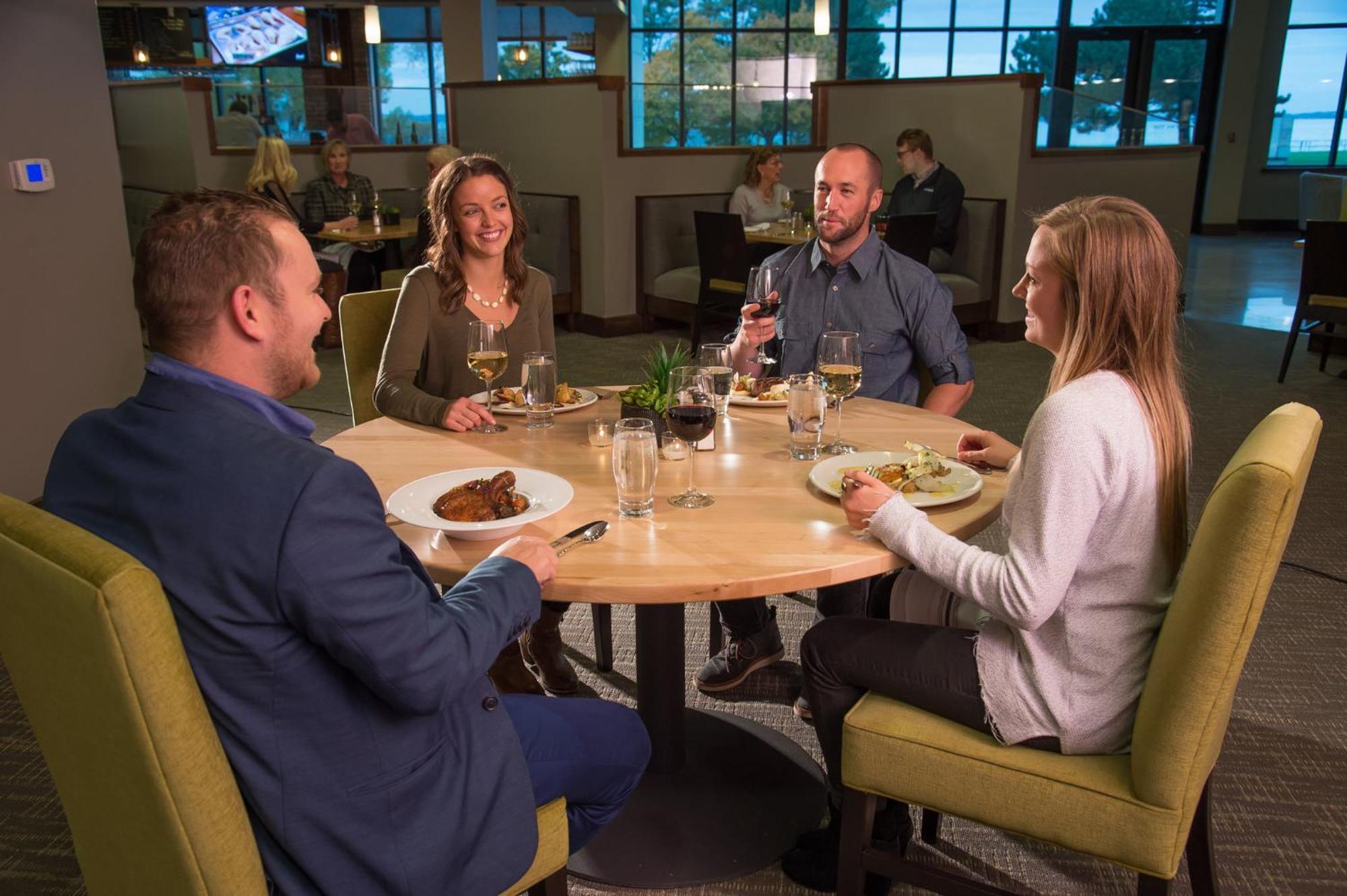 Hotel Indigo Traverse City By Ihg Luaran gambar