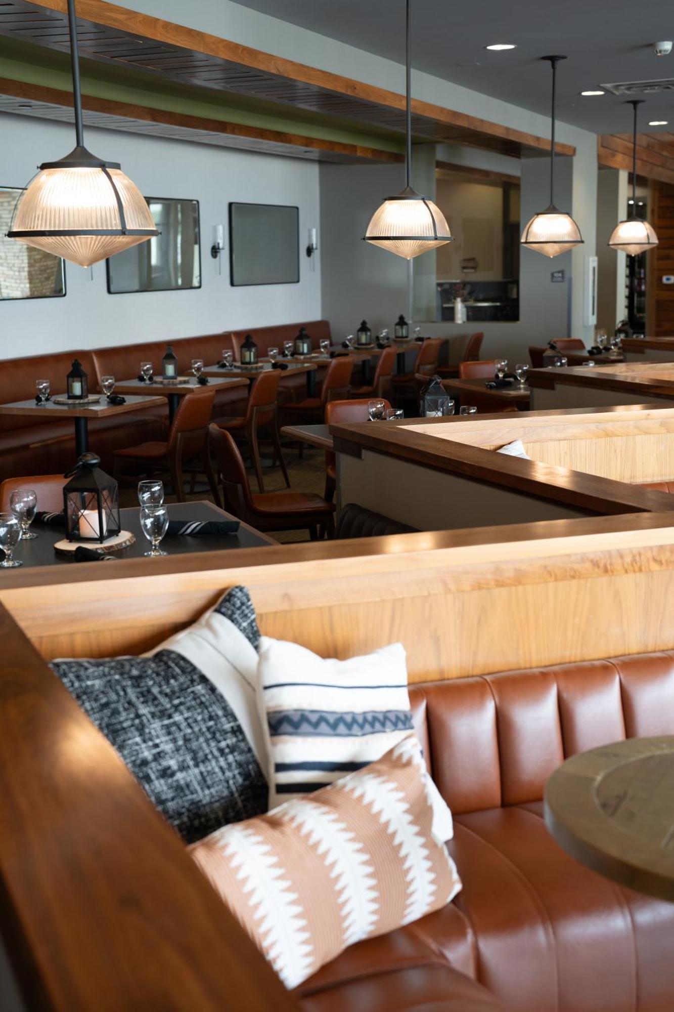 Hotel Indigo Traverse City By Ihg Luaran gambar