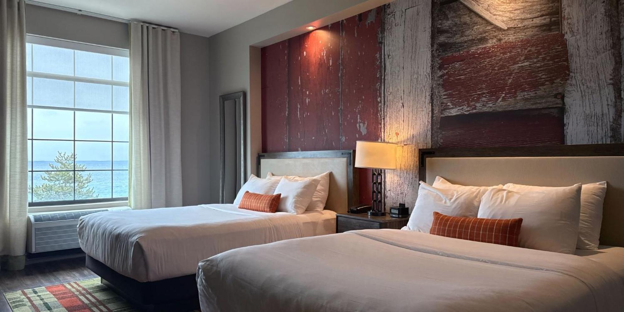Hotel Indigo Traverse City By Ihg Luaran gambar
